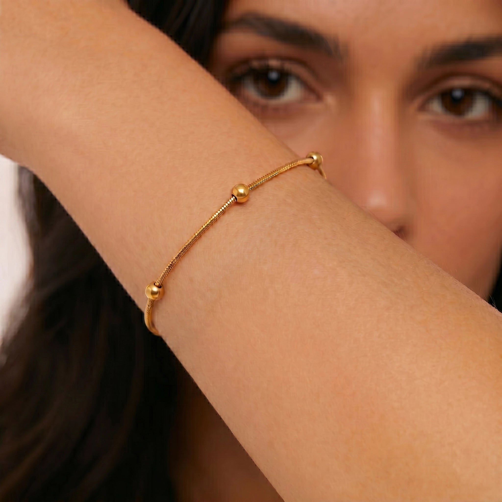Pulseira Snake com Bolinhas Dourada 18k